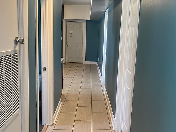 5th image of 657 N Christiana Ave #2
