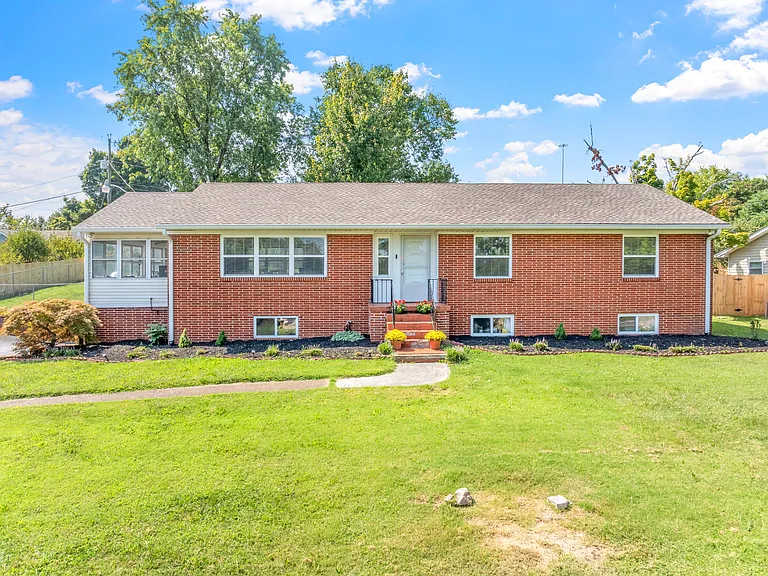 217 Buckingham Dr — Photo 57