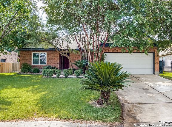 2nd image of 2134 Indian Meadows Dr