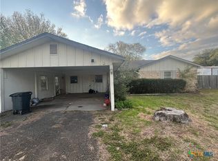 709 Pheasant Dr, Victoria, TX 77905