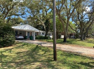 319 Washington Ave, Gulf Breeze, FL 32561