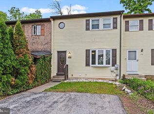 170 White Dogwood Dr, Etters, PA 17319
