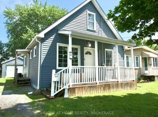 44 Cumming St, Saint Catharines, ON L2S 1H9
