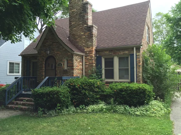 2234 N Woodbridge St, Saginaw, MI 48602
