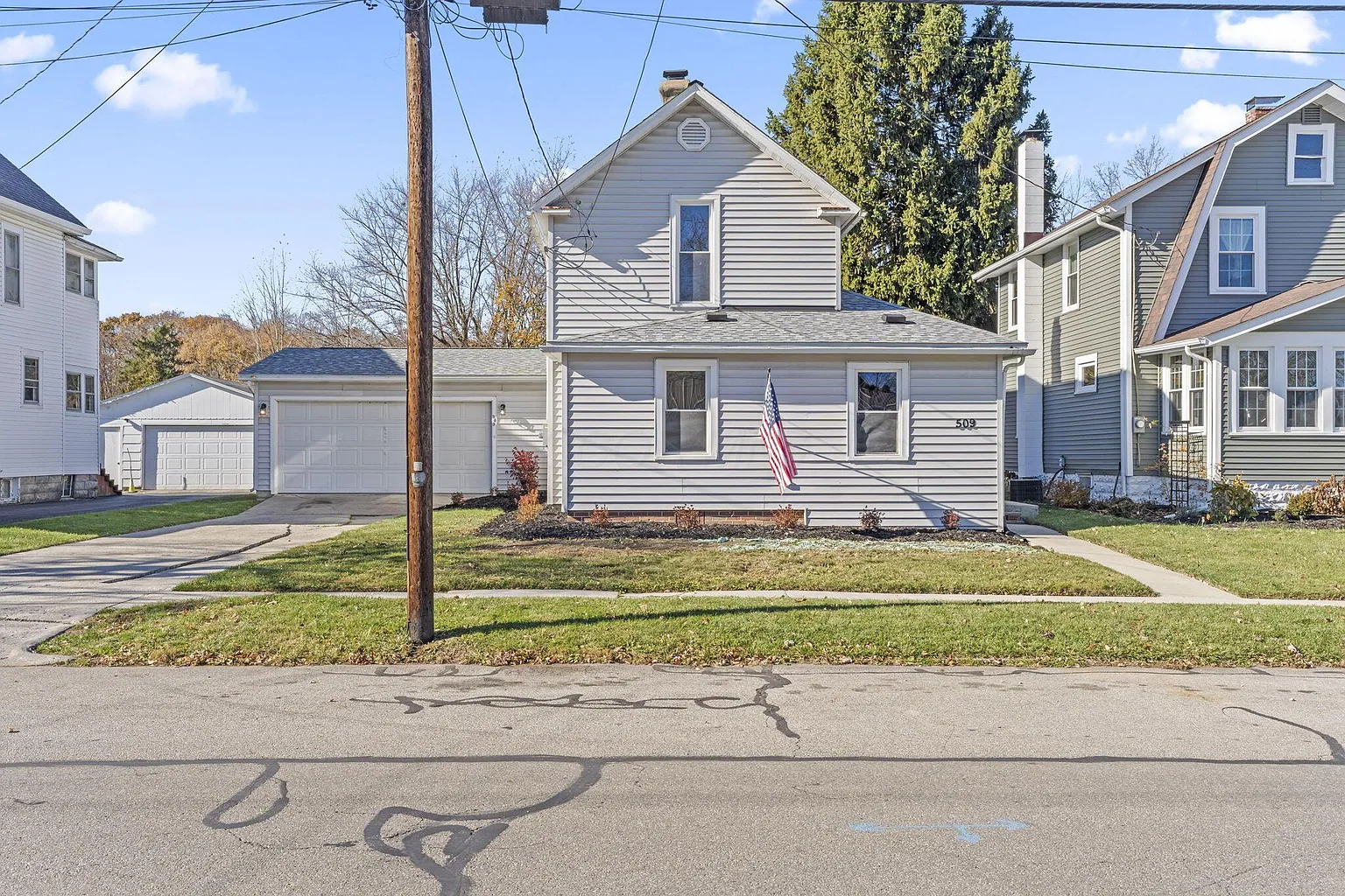 509 Summit St photo 1