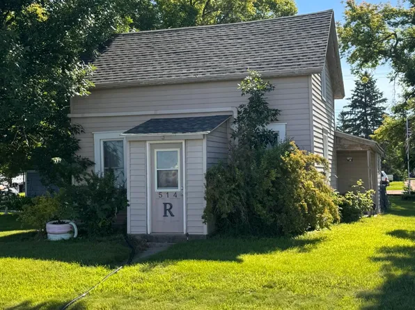 514 Pacific Ave, Thompson, ND 58278