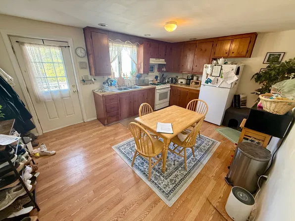 103 Broadway APT 5, Dover, NH 03820