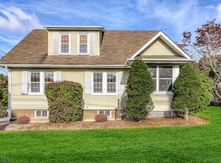 783 Mountain Ave, Wyckoff, NJ 07481