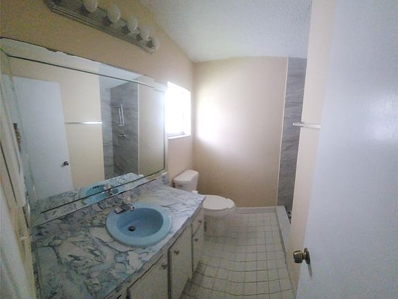 4th image of 8545 N Campanelli Bl