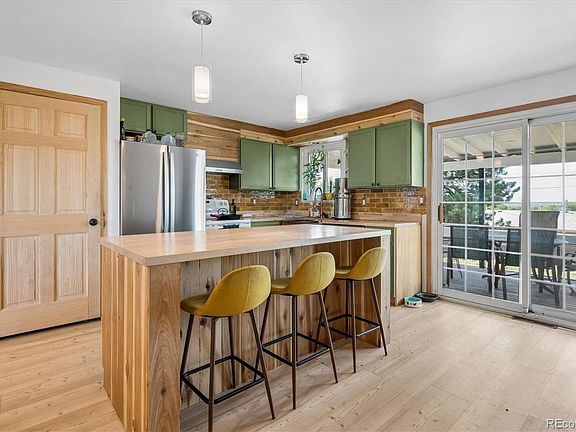 3rd image of 3550 W Mountain Road