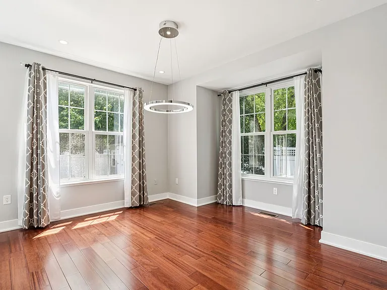 3521 Reserve Dr — Photo 4