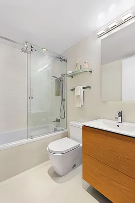 Rented by Compass | media 7