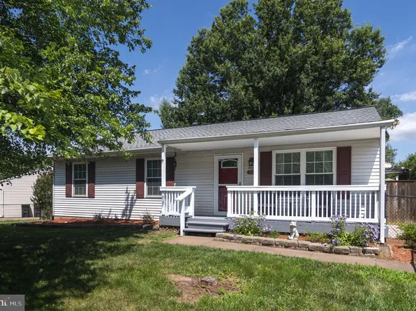 10321 Poe Dr, Manassas, VA 20110