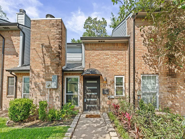 775 Worthshire St — Photo 1