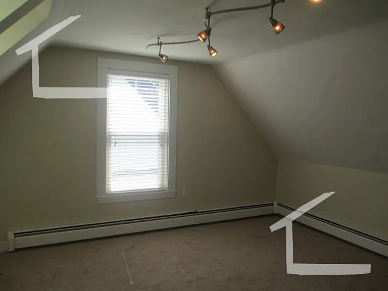 93 Surrey St #1 — Photo 7