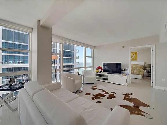 5th image of 6801 Collins Ave #1216/1207