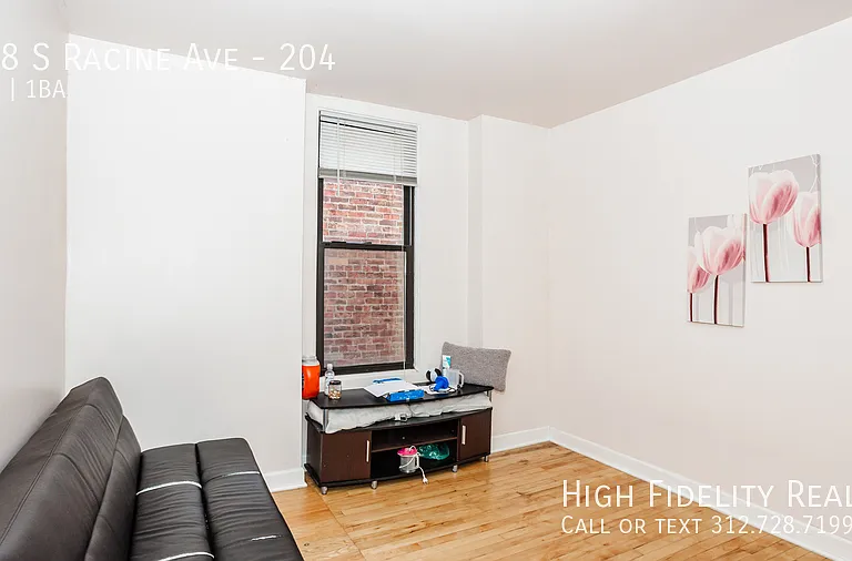 618 S Racine Ave #204 — Photo 3