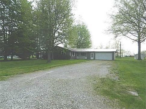 2nd image of 15900 Road 1037