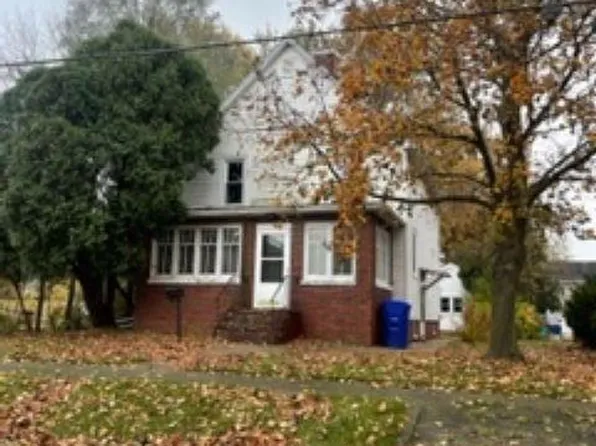 705 Roosevelt Ave, Kewanee, IL 61443