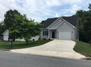 134 Hensel Dr, Shepherdstown, WV 25443