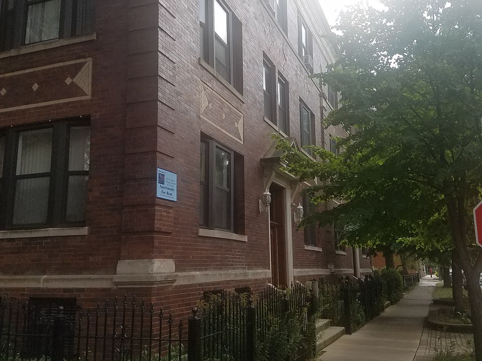 1st image of 5201 S Woodlawn Ave #Garden