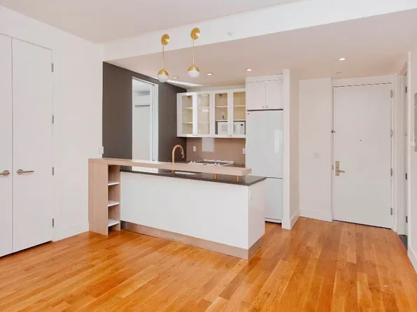 11 Jackson Street image 1 of 13