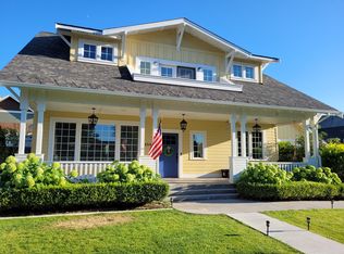 2545 Tuscany Ln, Malaga, WA 98828