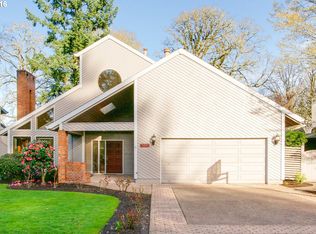 554 NE Geraldine Dr, Hillsboro, OR 97124