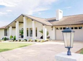 104 Watts St, Harrison, AR 72601