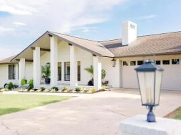 104 Watts St, Harrison, AR 72601