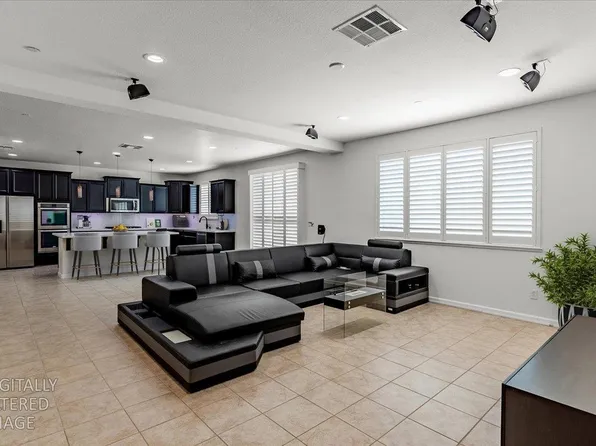 870 Storybook St, Manteca, CA 95337