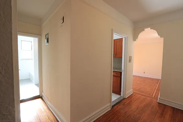 Rented by Douglas Elliman | media 7