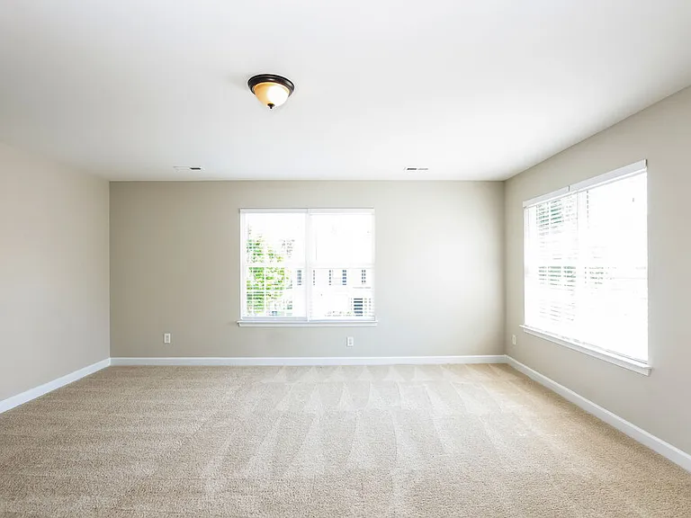 958 Ramsgate Dr SW — Photo 13