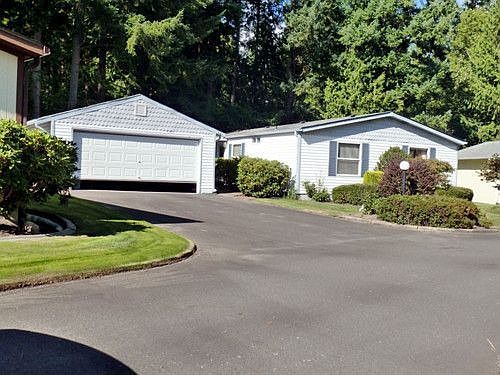 1st image of 601 181st Street Ct E