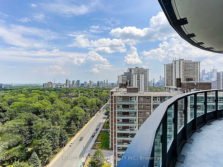 585 Bloor St E #1618 — Photo 19
