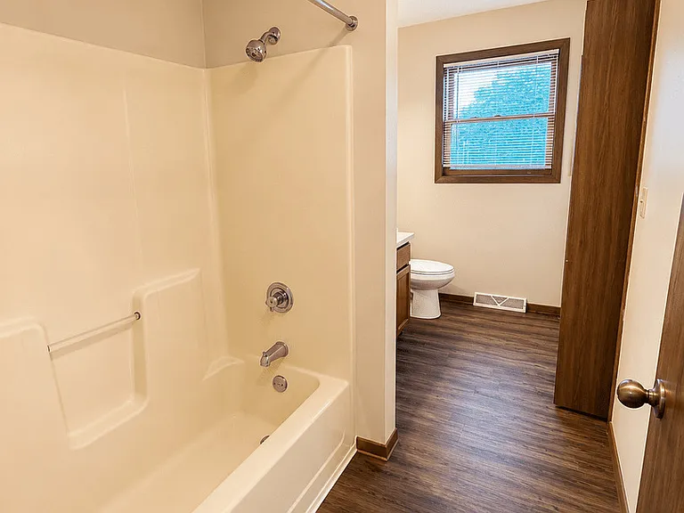1102 Heeler Ave — Photo 11