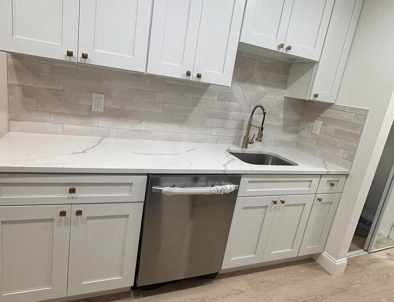 2 bed, $2,300 — Photo 3