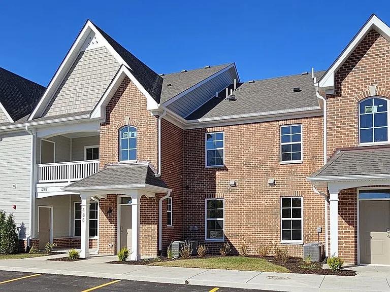 474 Timber Pointe Dr — Photo 3