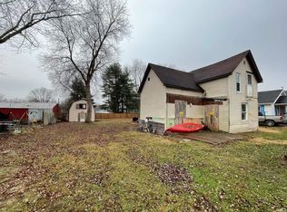 223 E 1st St, Lynnville, IN 47619