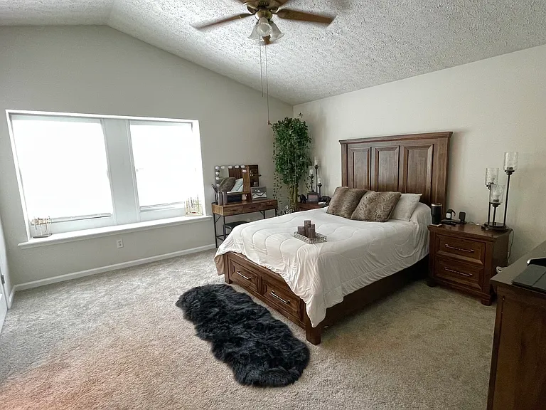 645 Declaration Ct — Photo 19