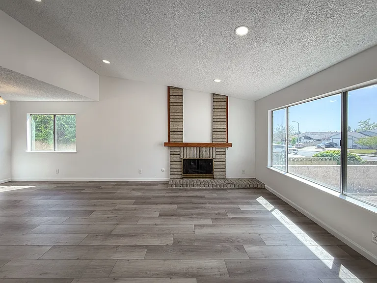 6763 Berkshire Ave — Photo 6