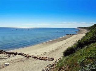 18 Winthrop Rd, Plymouth, MA 02360