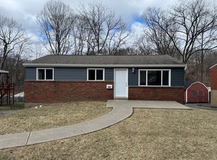 181 Black Hills Rd, Pittsburgh, PA 15239