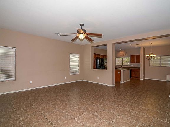 5th image of 10903 W Mariposa Dr
