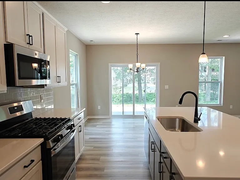 3686 Shoal Way — Photo 4