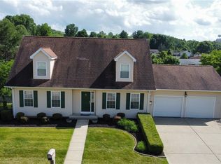 106 Pinecrest Dr, Saint Clairsville, OH 43950