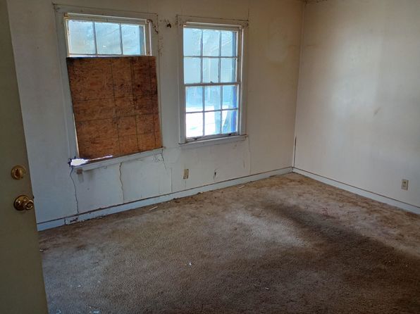 wichita-kansas-443609268 picture