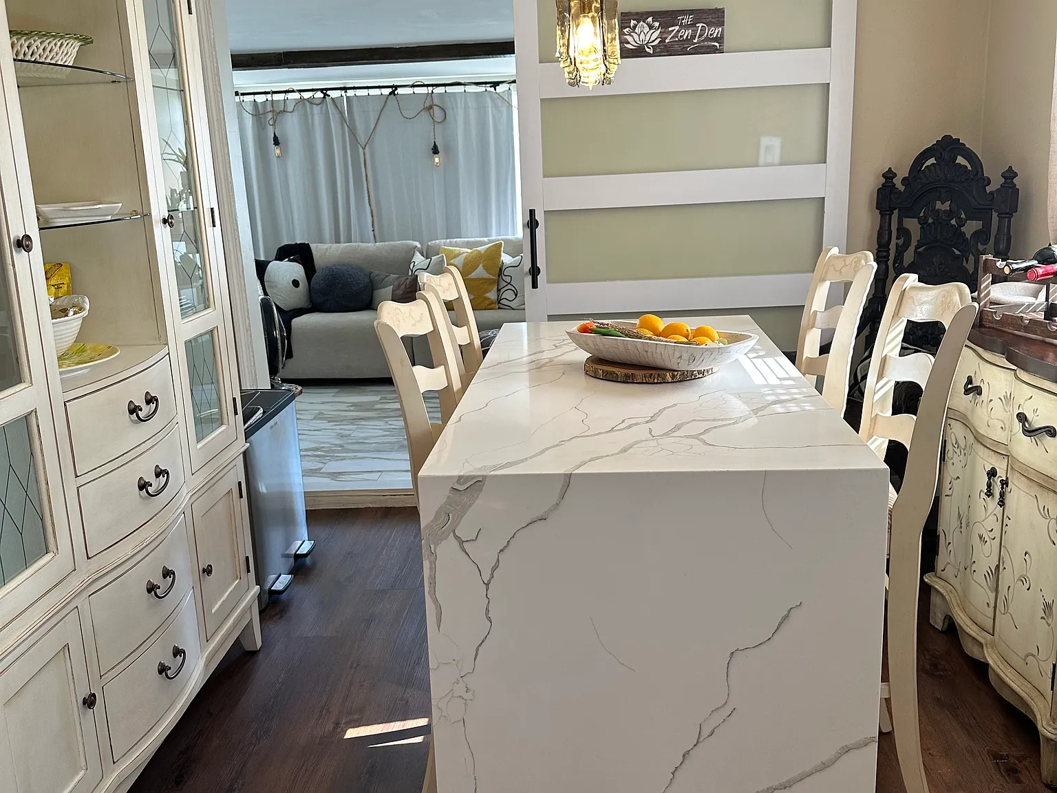 3 bed, 1438 sqft, $2,200 — Photo 2