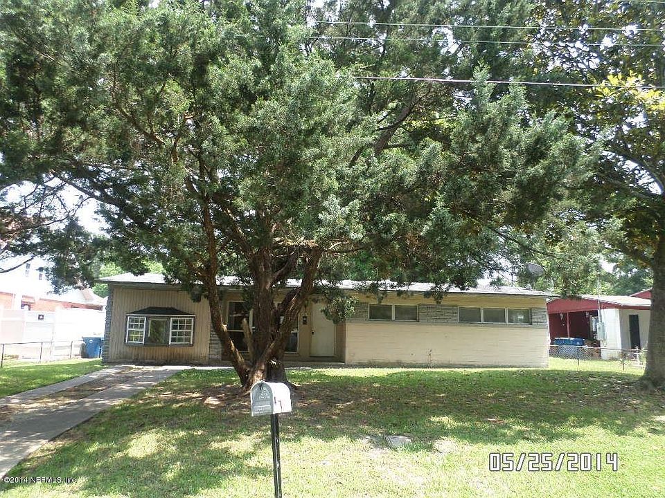 1st image of 3120 Seine Dr