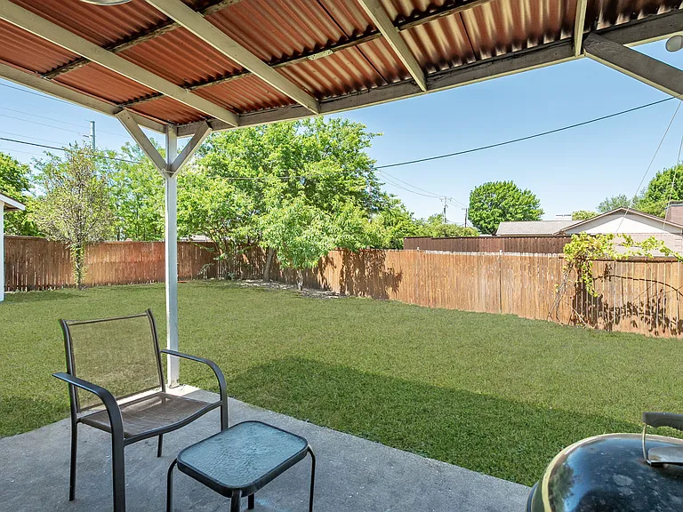 2930 Lancer Ln — Photo 15